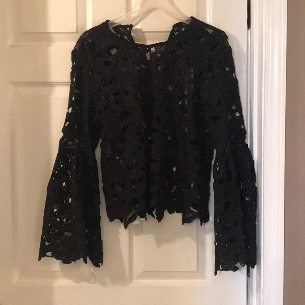 Bell sleeve lace blouse NWT
